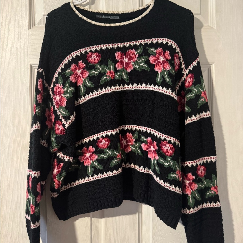 Vintage! Black Floral Crewneck Sweater with Pink Rose Stripes